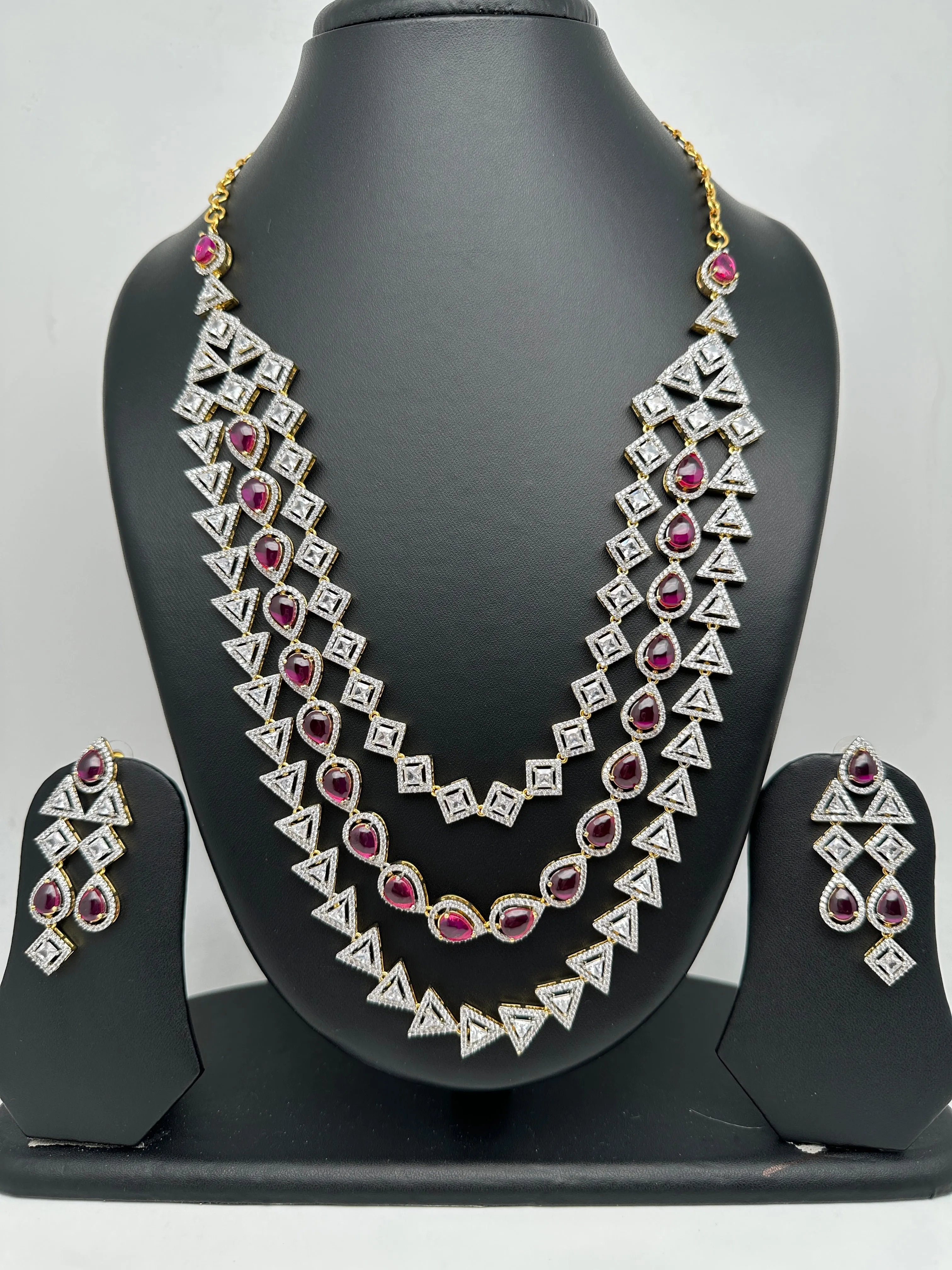 AD Red Stone Three Line Teen Lada Short Neckalce