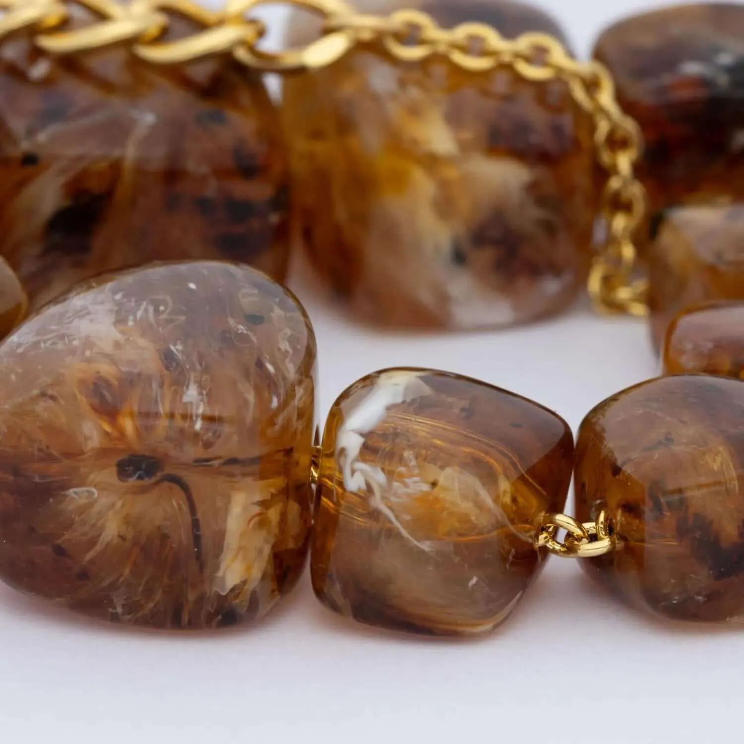 Big Organic Shaped Necklace | Amber