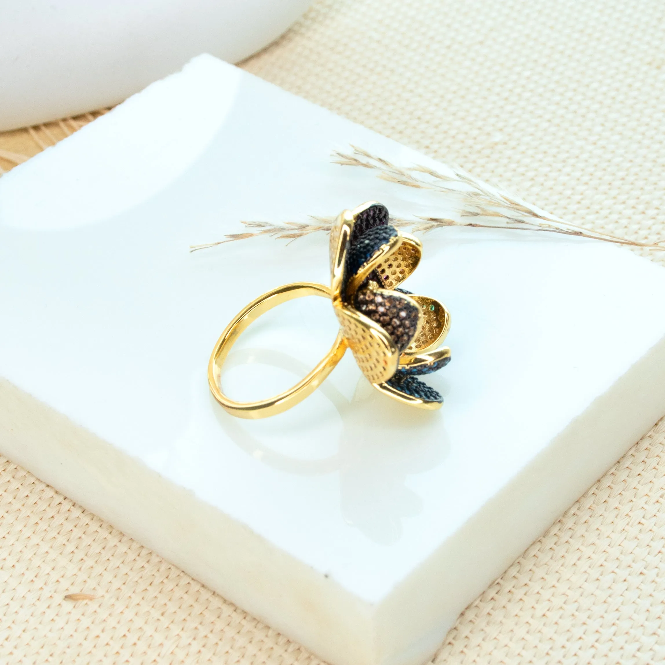 Blooming Glitz Camellia Ring