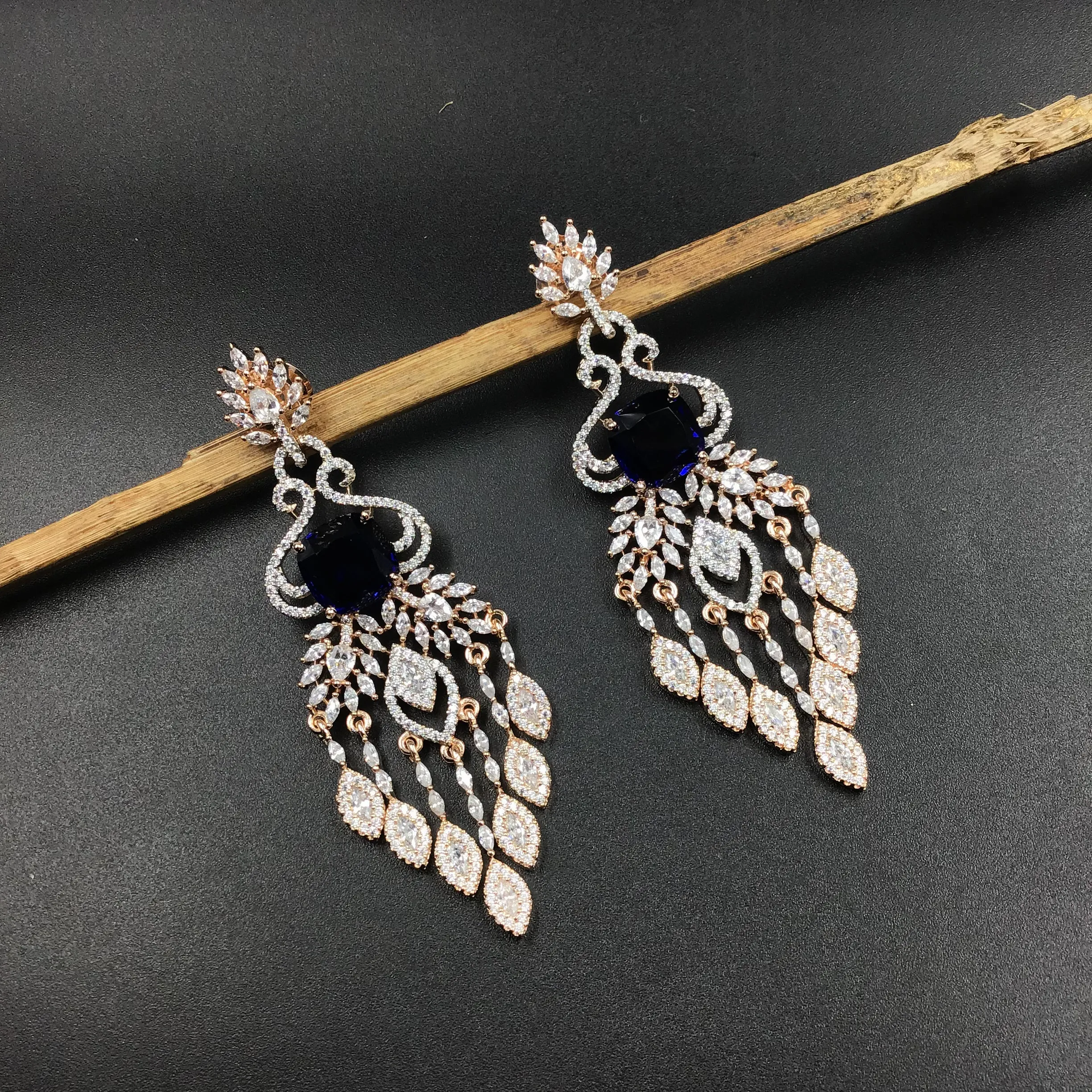 Rose Gold Polish Zircon/AD Earring 6688-69