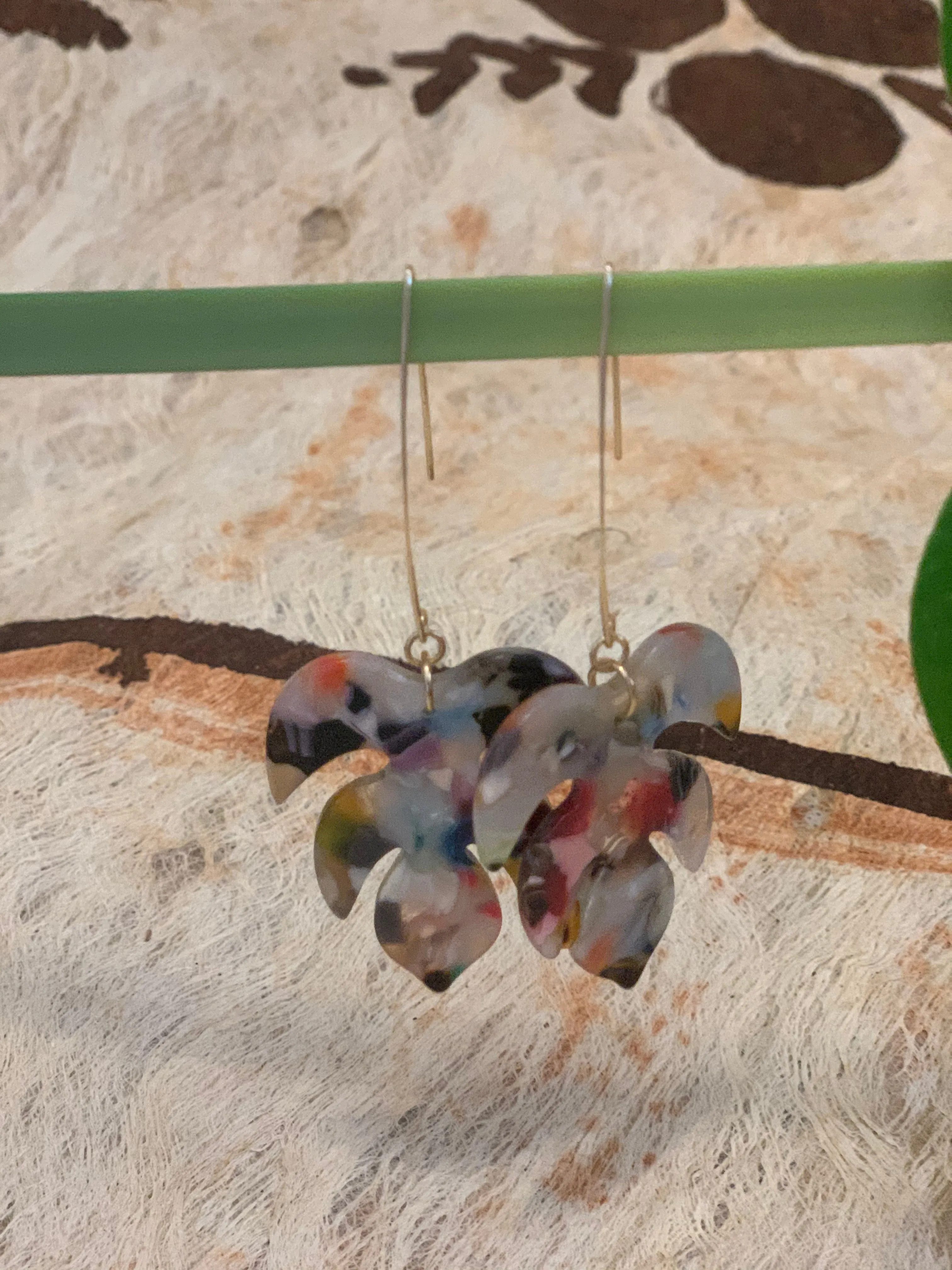 Tortoise Monstera Leaf Earrings